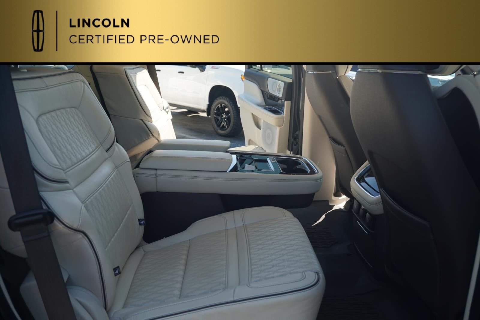 2024 Lincoln Navigator Black Label