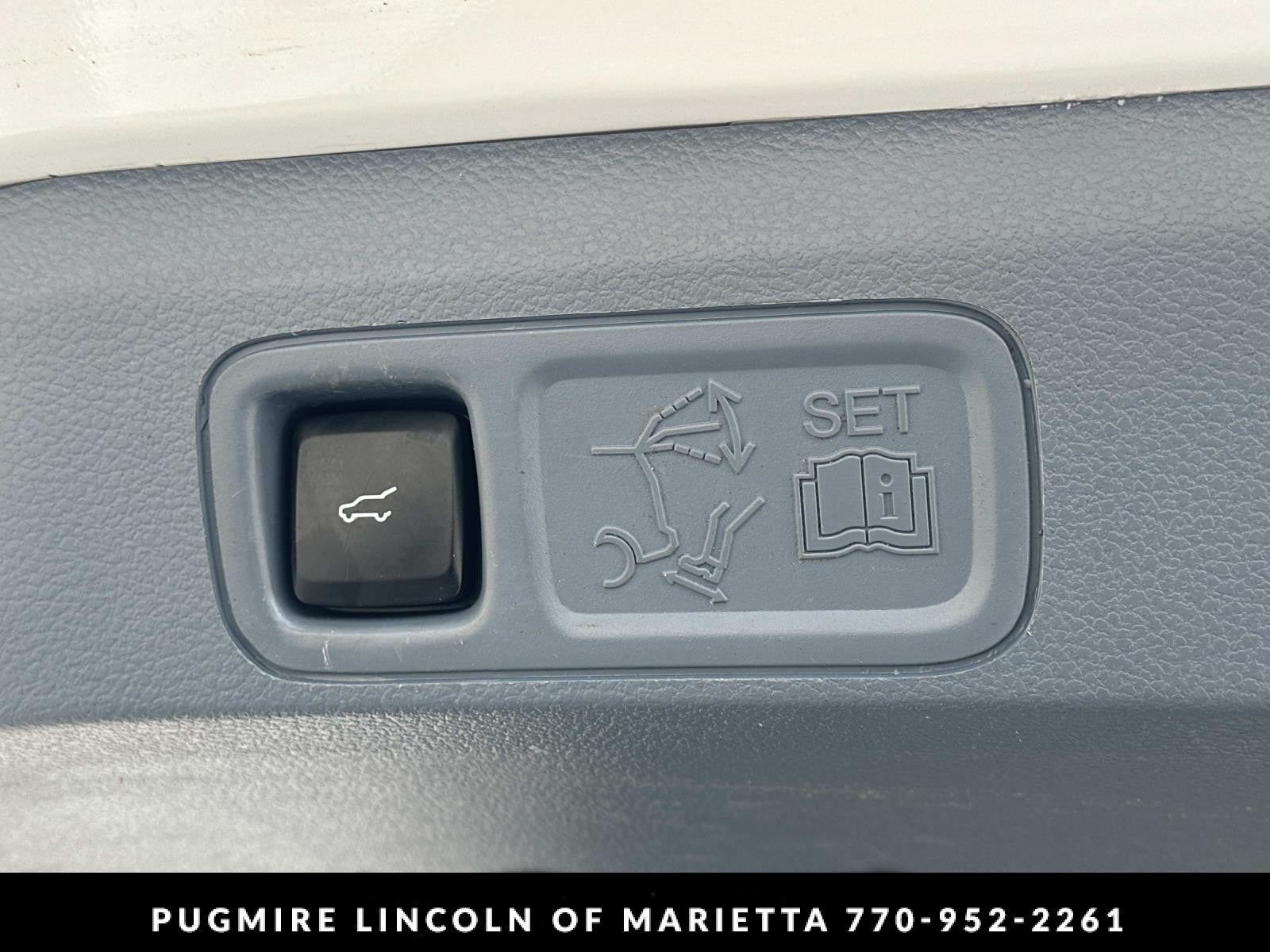 2020 Lincoln Navigator L Black Label