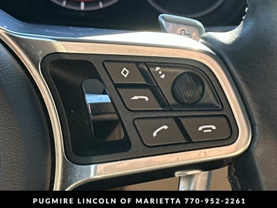 2022 Porsche Cayenne Base