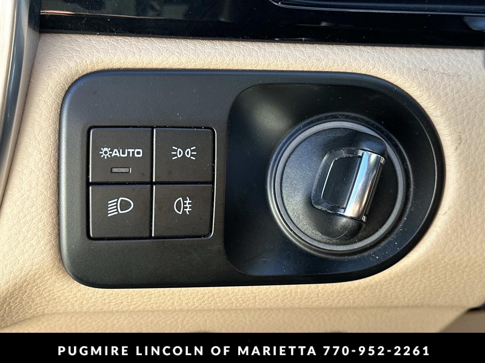 2022 Porsche Cayenne Base