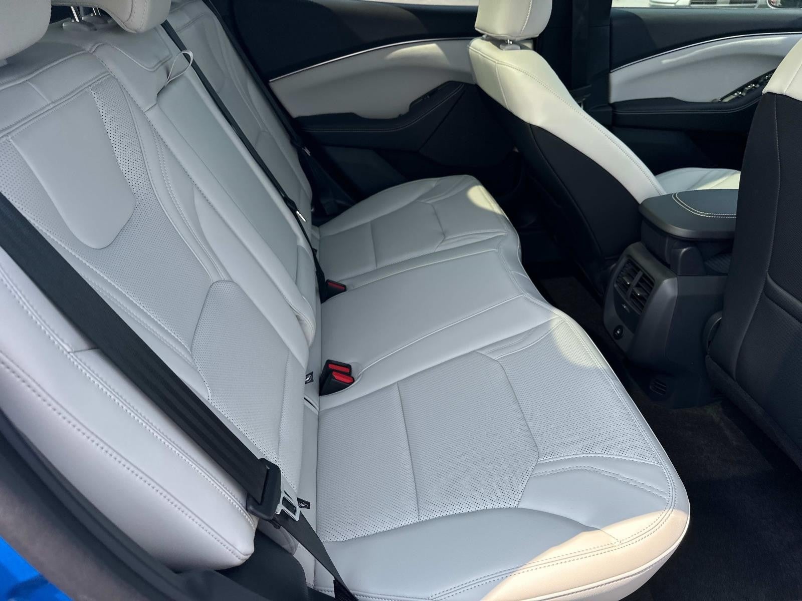 2025 Ford Mustang Mach-E PREMIUM RWD