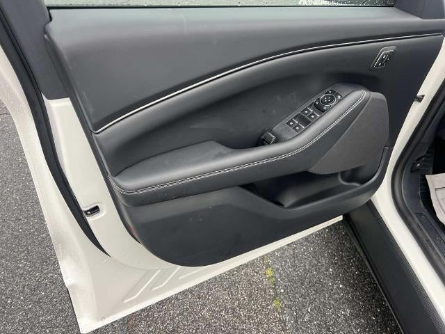 2026 Ford MUSTANG MACH-E SELECT RWD