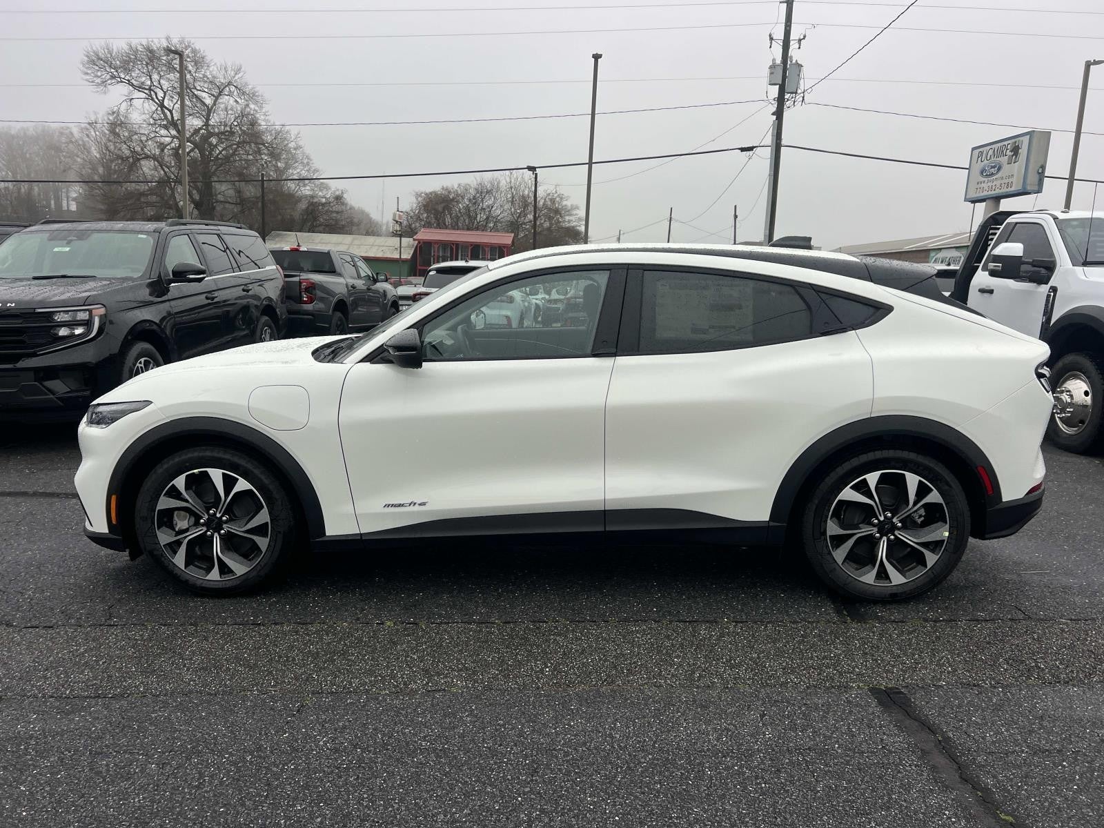 2026 Ford MUSTANG MACH-E SELECT RWD