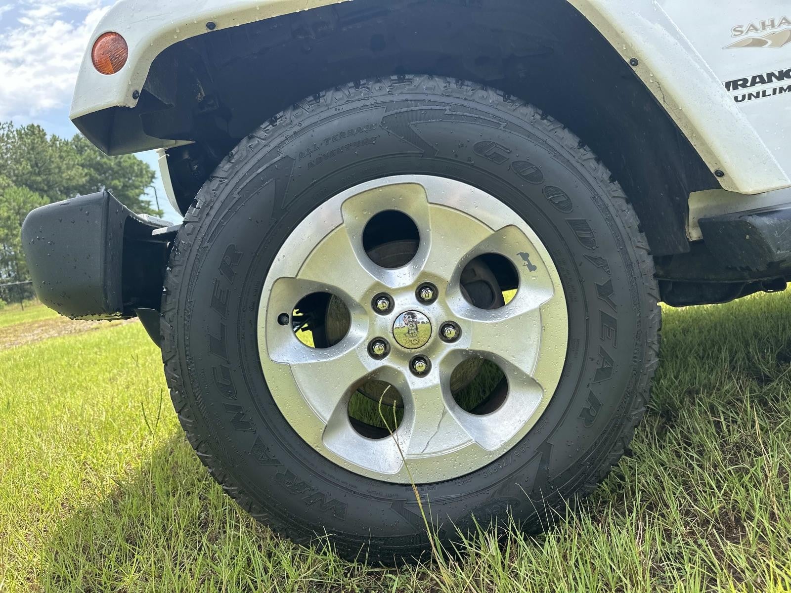2013 Jeep Wrangler Unlimited UNLIMITED