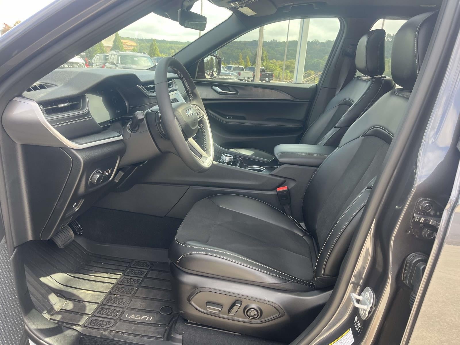 2025 Jeep Grand Cherokee L SUV