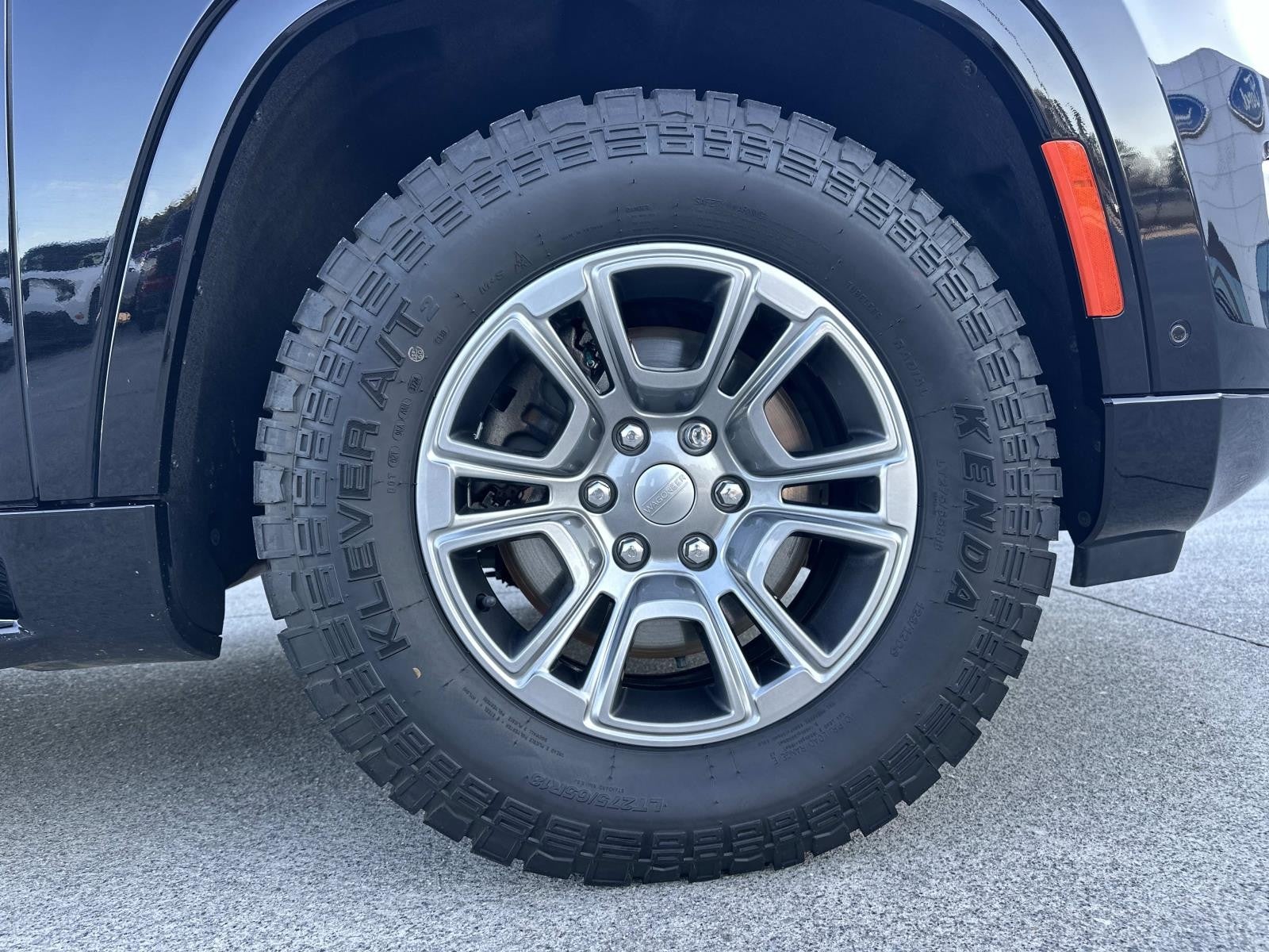 2023 Jeep Wagoneer 4WD