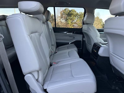 2023 Jeep Wagoneer 4WD