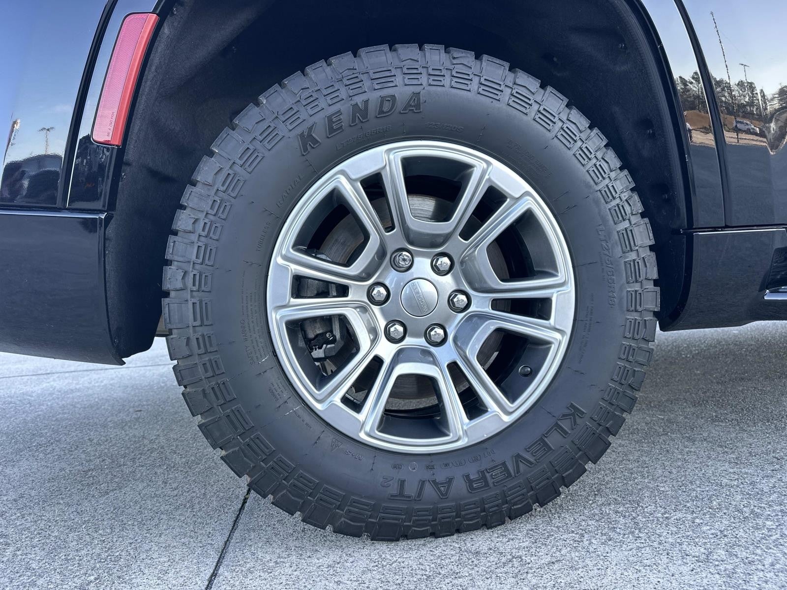 2023 Jeep Wagoneer 4WD