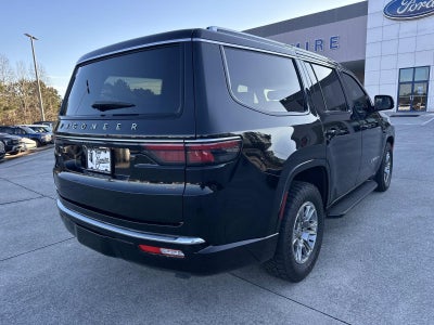 2023 Jeep Wagoneer 4WD