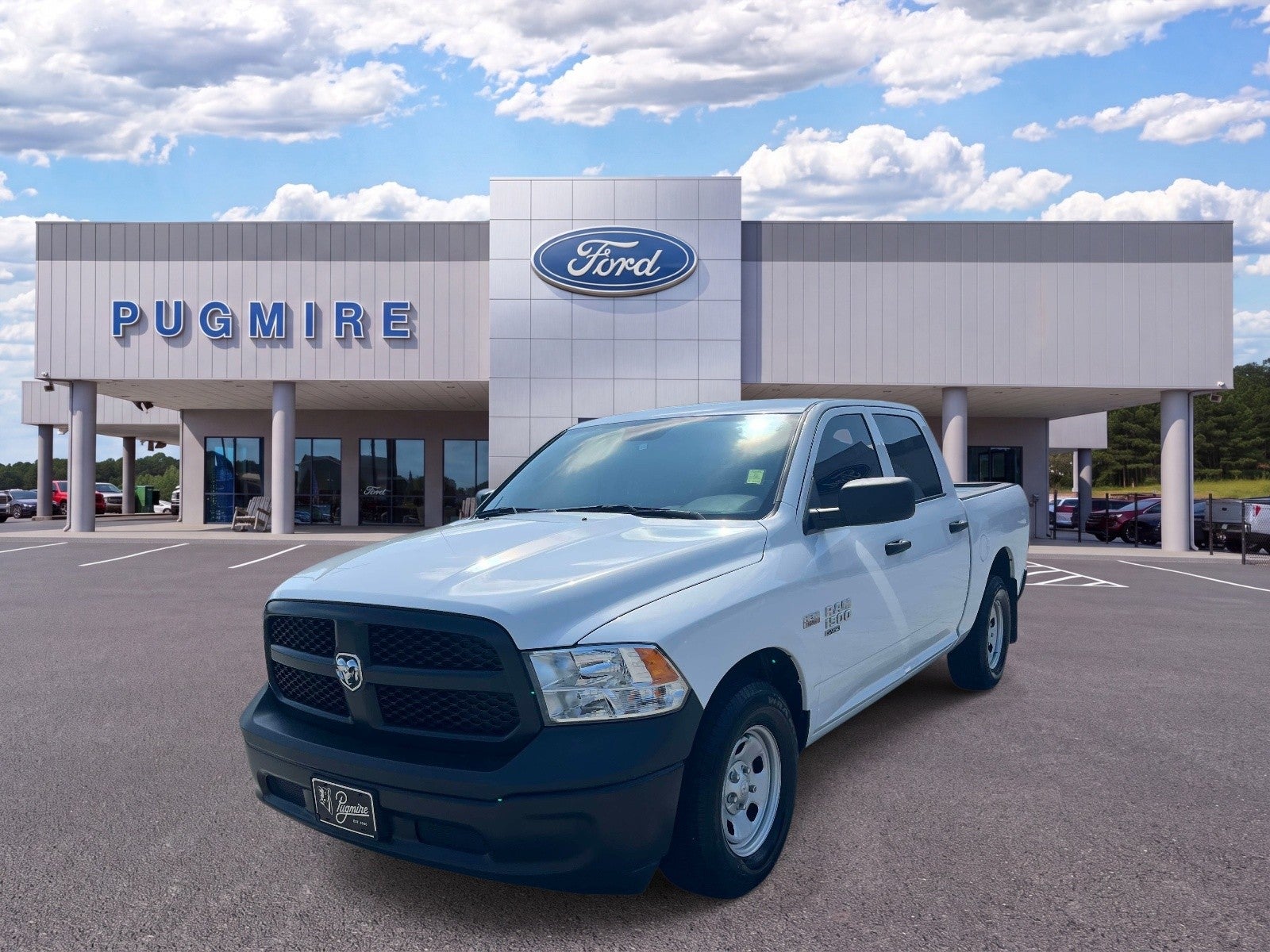 2024 RAM 1500 Classic CLASSIC