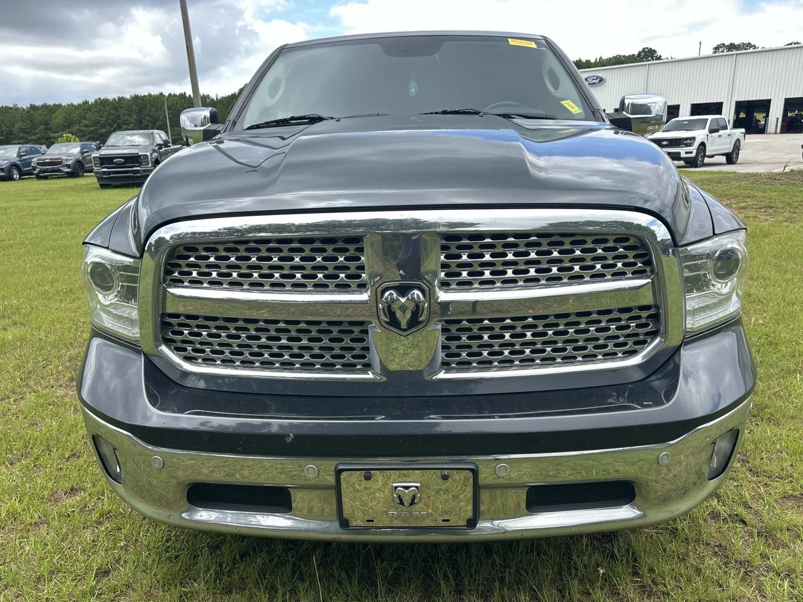 2018 RAM 1500 CREW