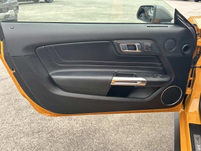 2022 Ford Mustang PREMIUM COUPE