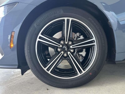 2025 Ford Mustang ECOBOOST FASTBACK