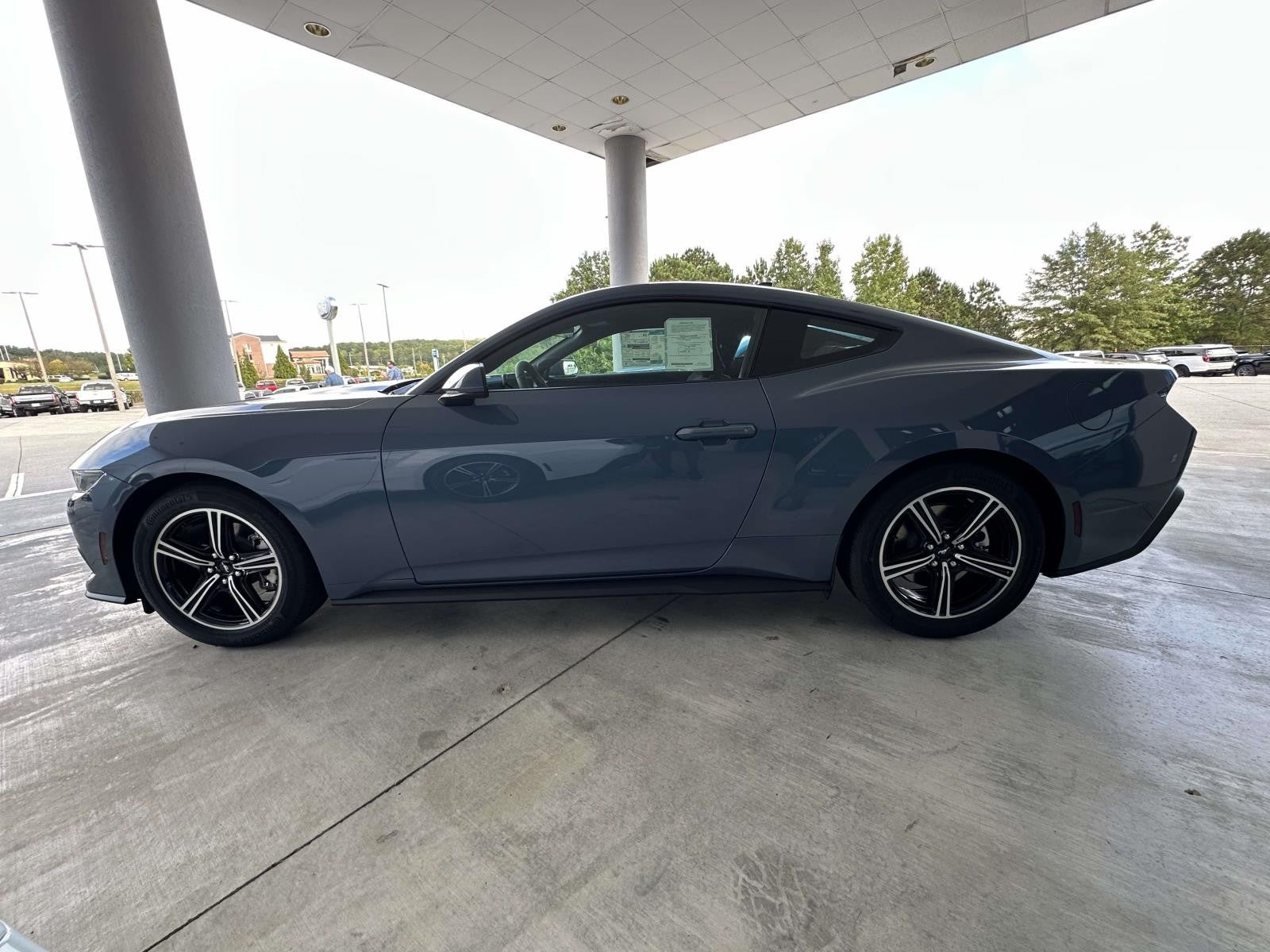 2025 Ford Mustang ECOBOOST FASTBACK