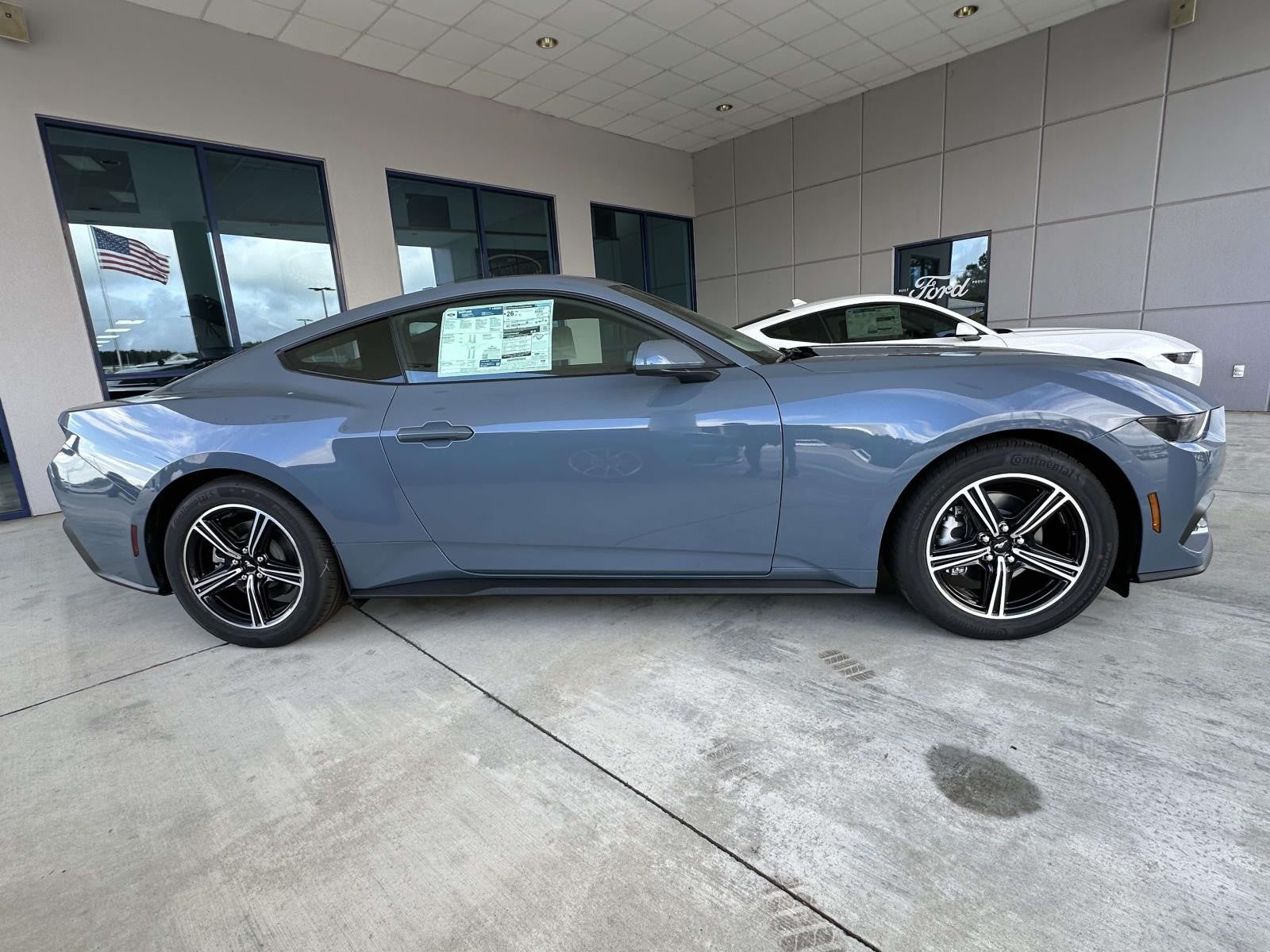 2025 Ford Mustang ECOBOOST FASTBACK