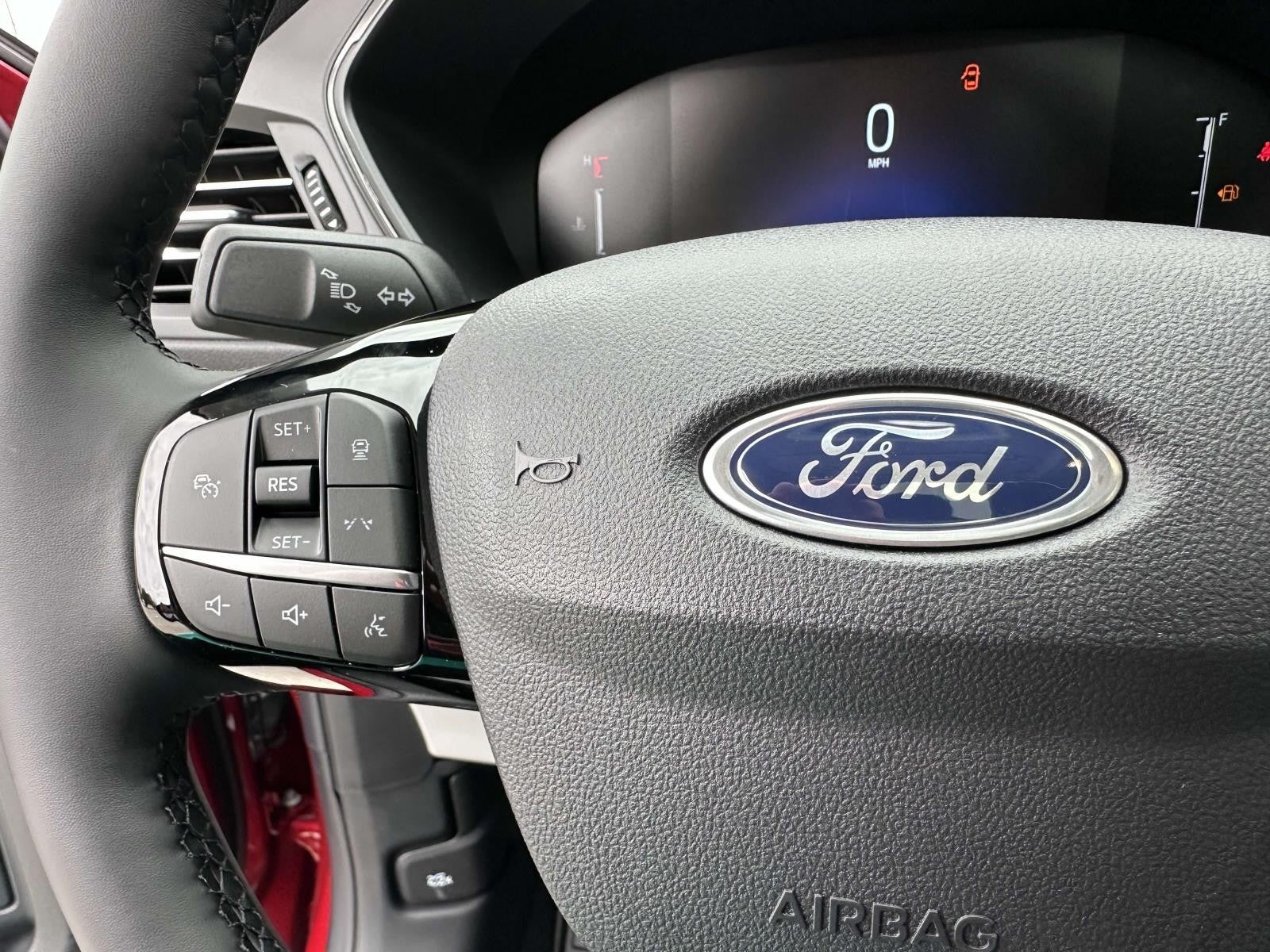 2025 Ford Escape ST LINE FWD