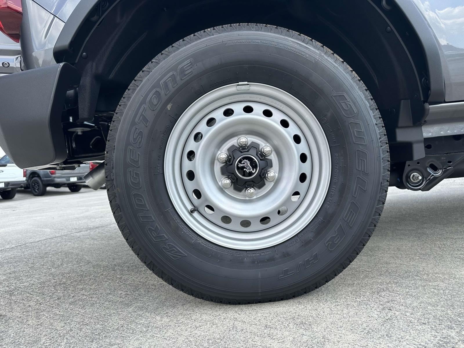 2025 Ford Bronco BASE 4 DOOR 4X4