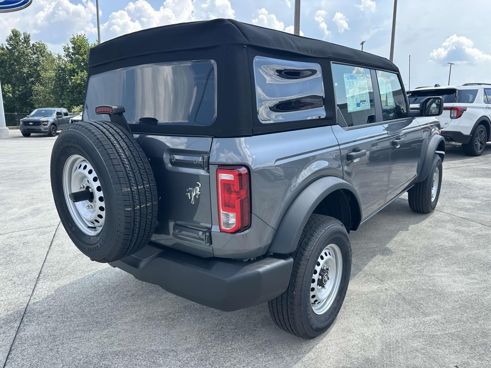 2025 Ford Bronco BASE 4 DOOR 4X4