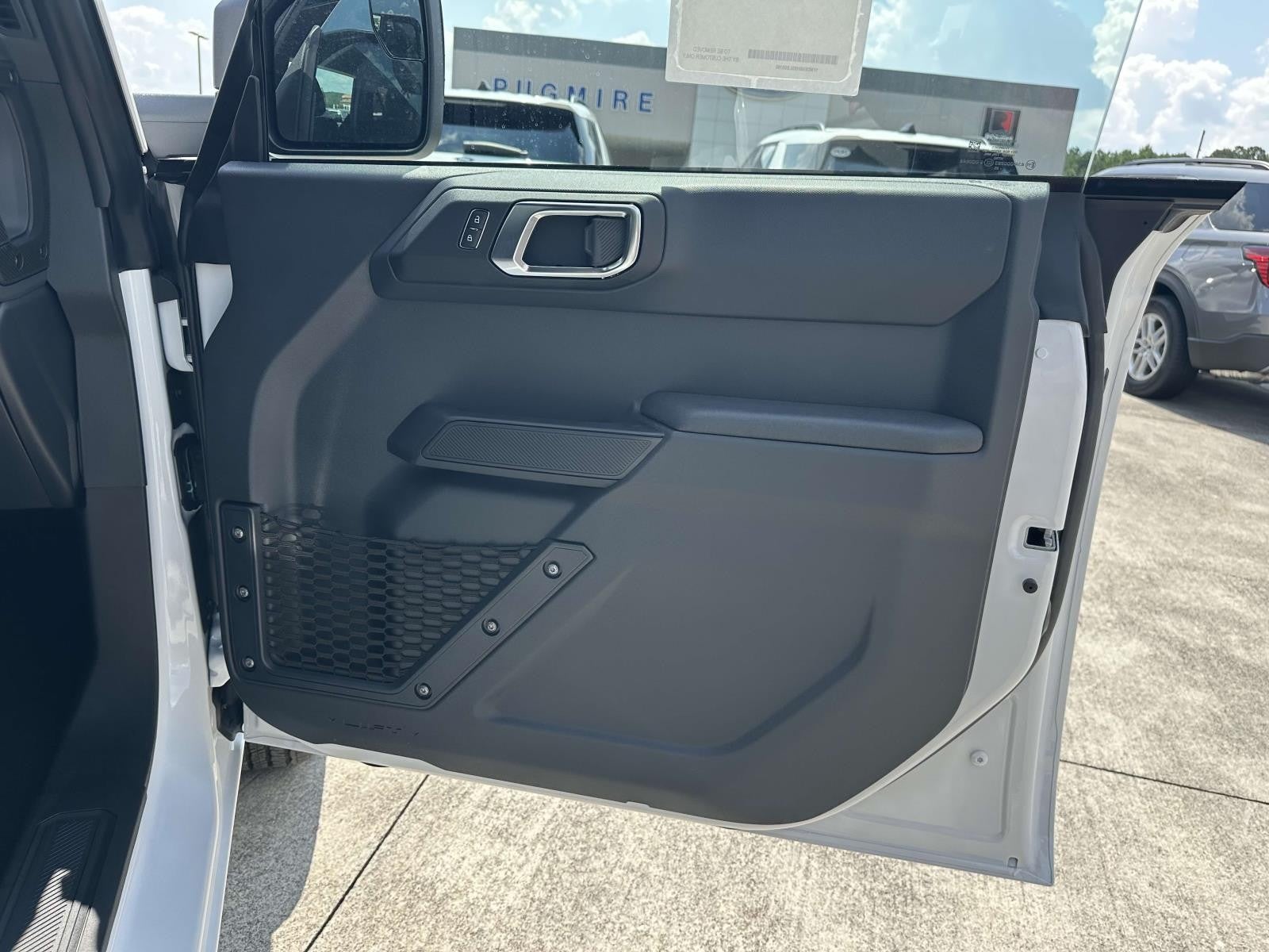 2025 Ford Bronco BASE 4 DOOR 4X4