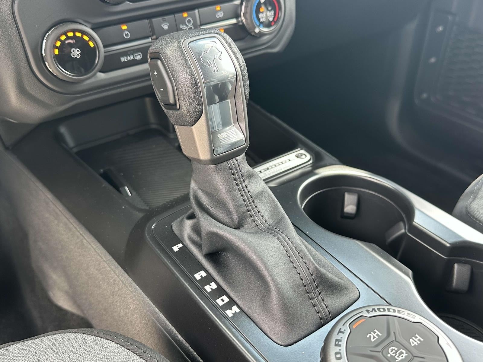 2025 Ford Bronco BASE 4 DOOR 4X4