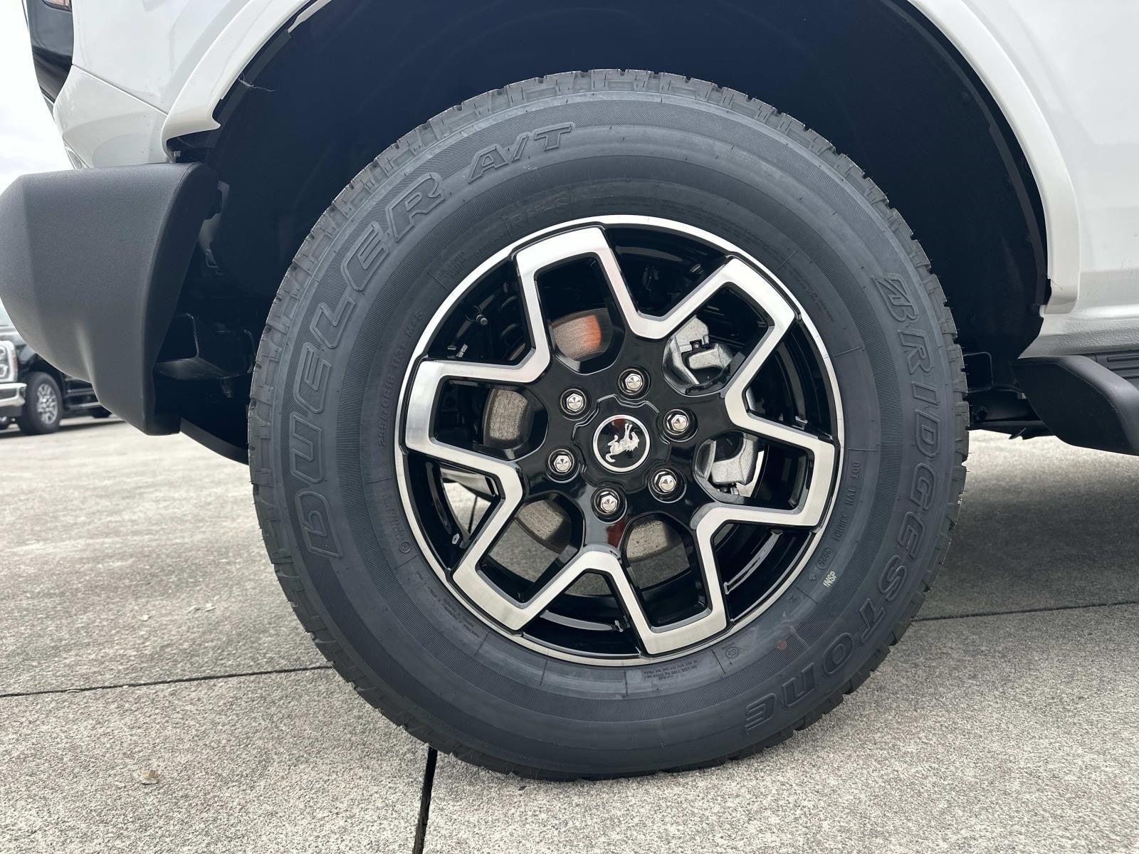 2025 Ford Bronco OUTER BANKS 4 DOOR 4X4