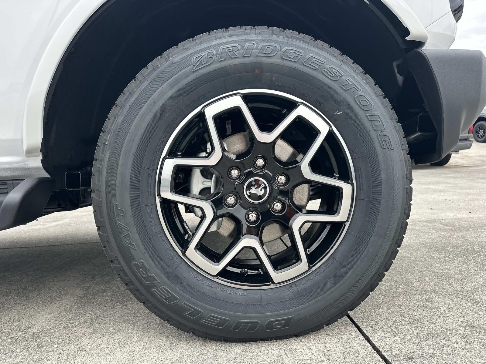 2025 Ford Bronco OUTER BANKS 4 DOOR 4X4