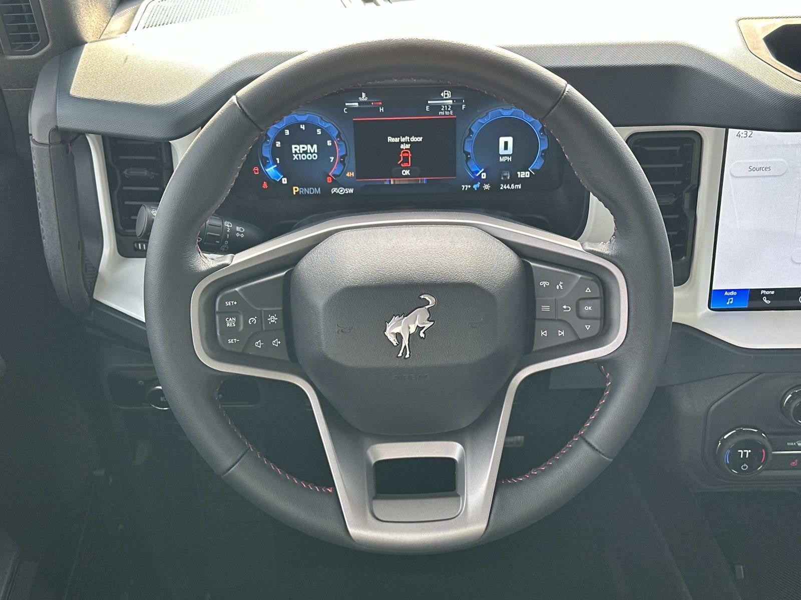 2025 Ford Bronco HERITAGE EDITION 4 DOOR