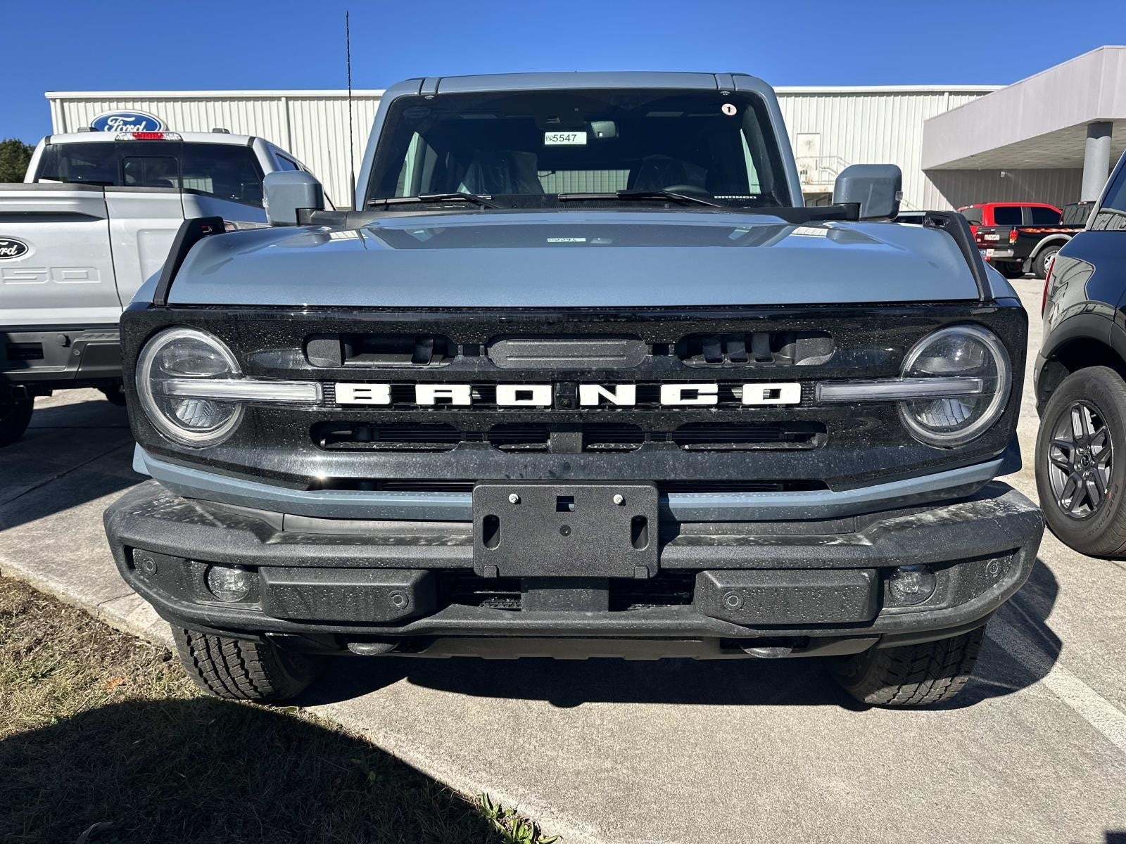 2025 Ford Bronco OUTER BANKS 4 DOOR 4X4