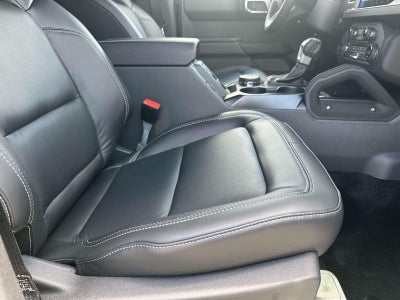 2025 Ford Bronco OUTER BANKS 4 DOOR 4X4