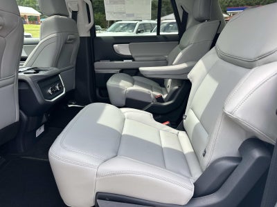 2026 Ford Expedition Max ACTIVE 4X2