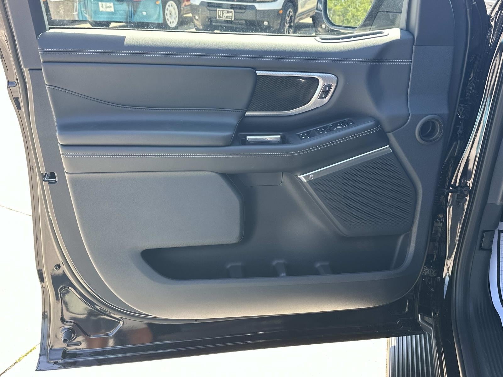 2026 Ford Expedition Max PLATINUM 4X4