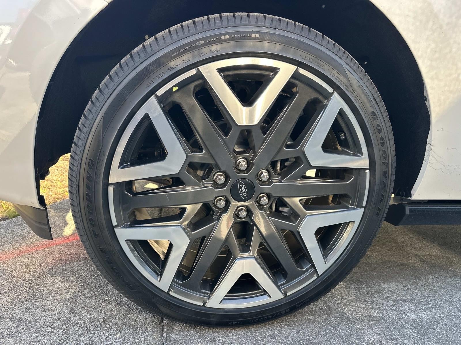 2026 Ford Expedition Max PLATINUM 4X4