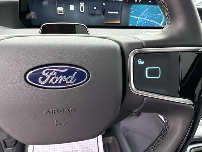 2025 Ford Expedition PLATINUM 4X4