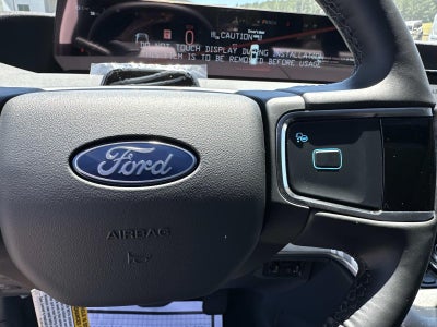 2026 Ford Expedition PLATINUM 4X4