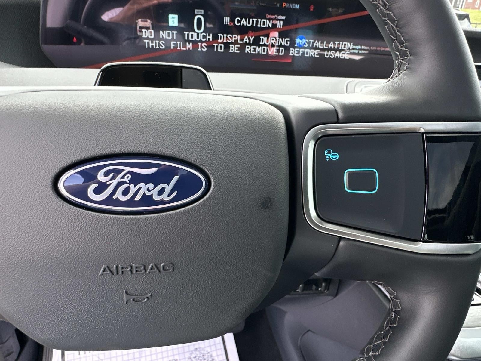 2026 Ford Expedition PLATINUM 4X4