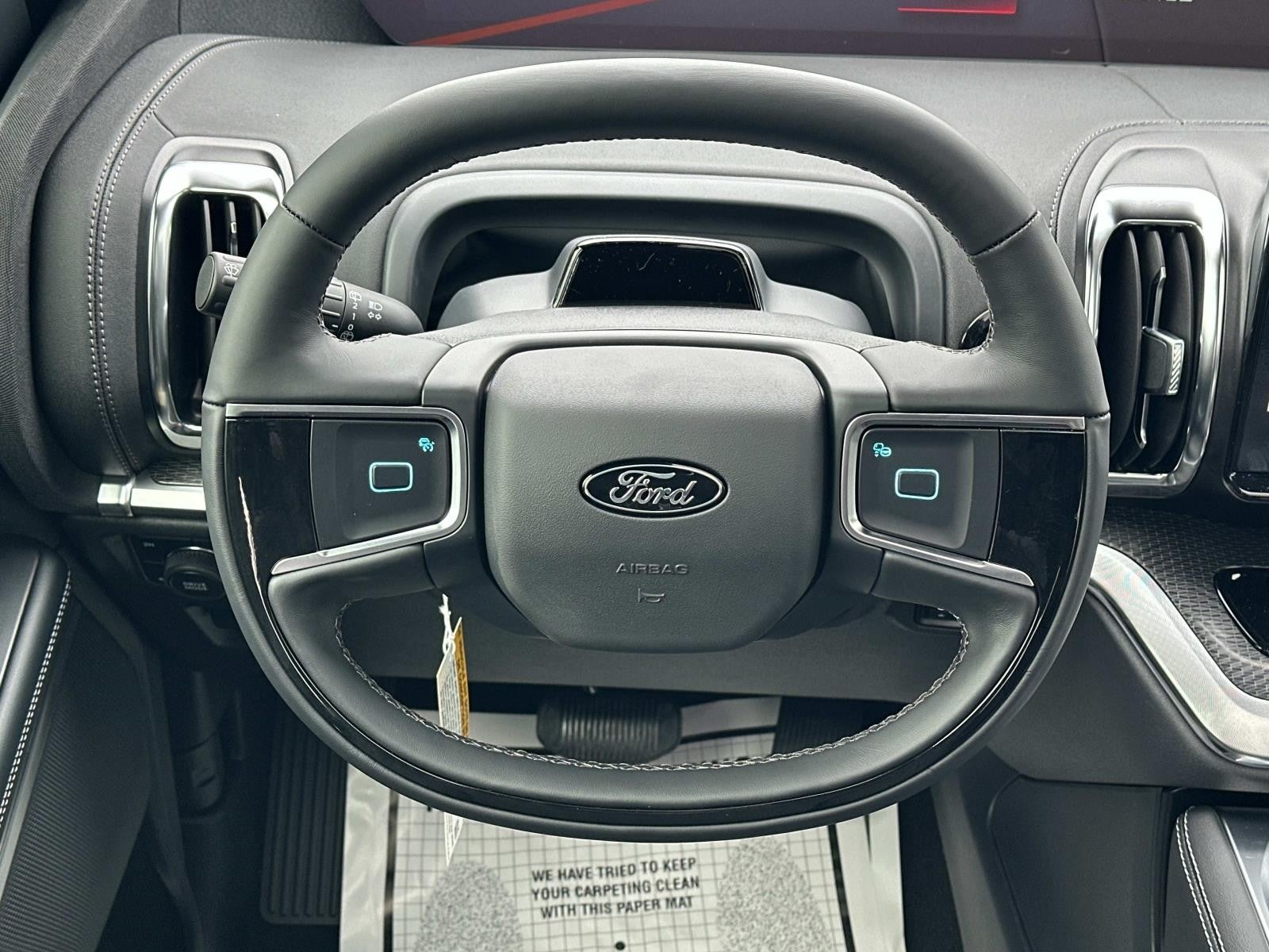 2025 Ford Expedition PLATINUM 4X4