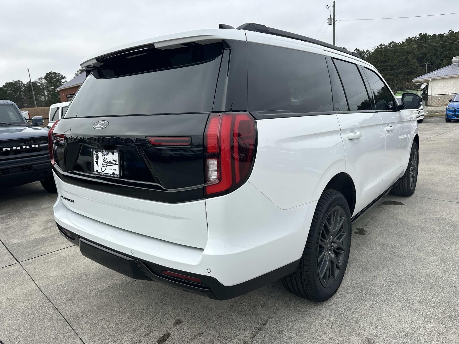 2025 Ford Expedition PLATINUM 4X4