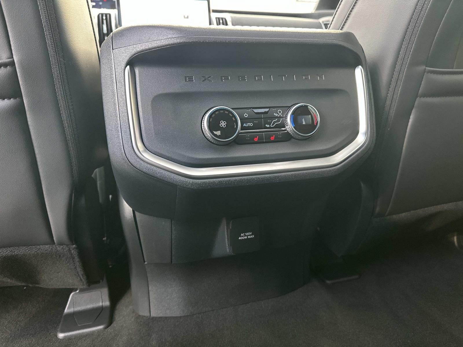 2025 Ford Expedition PLATINUM 4X4