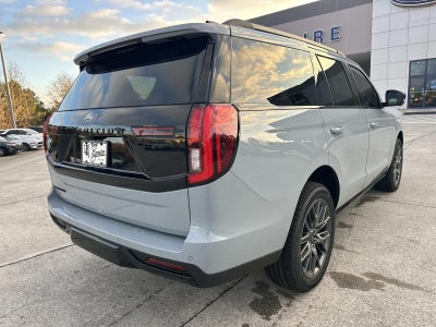 2025 Ford Expedition PLATINUM 4X4