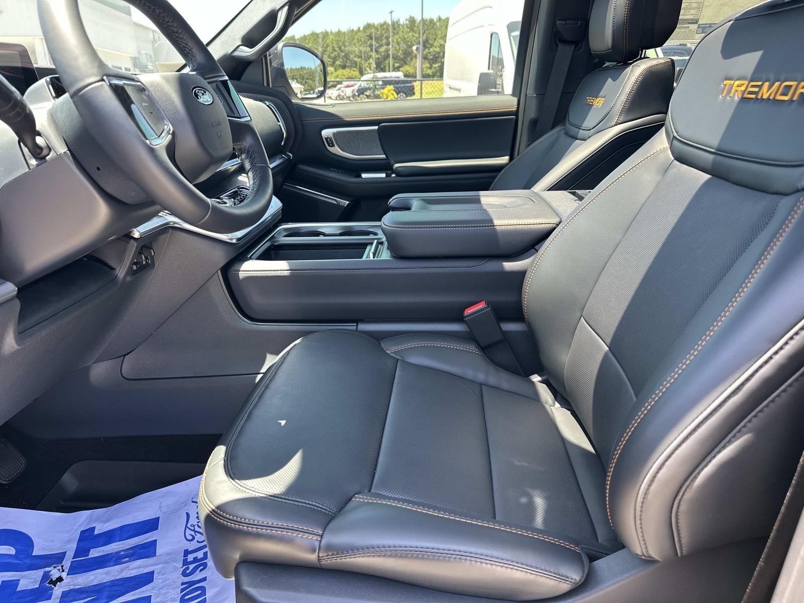 2026 Ford Expedition TREMOR 4X4