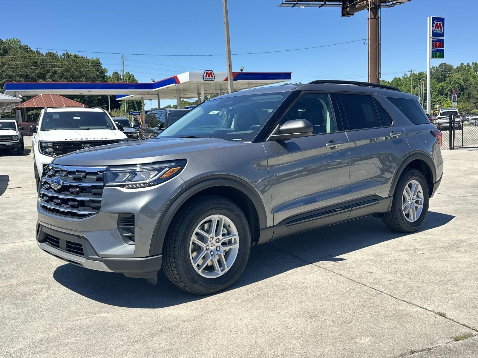 2026 Ford Explorer ACTIVE W/200A PKG RWD