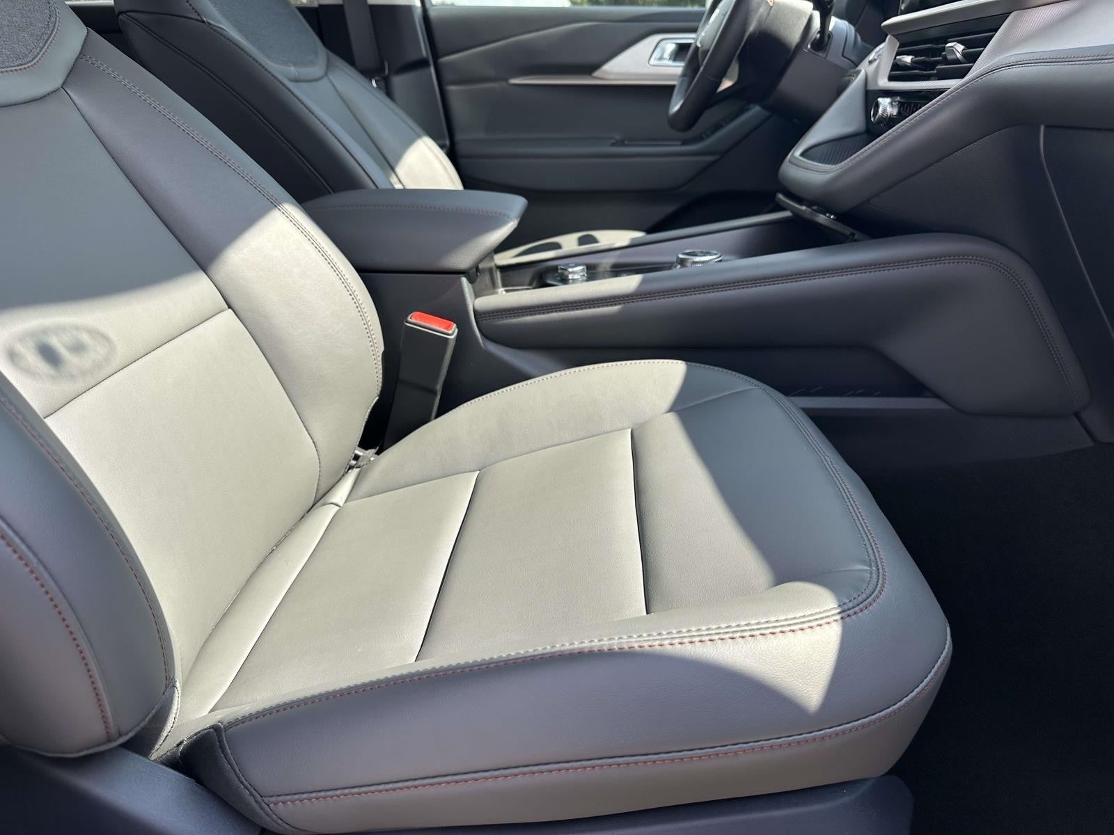 2025 Ford Explorer ACTIVE RWD