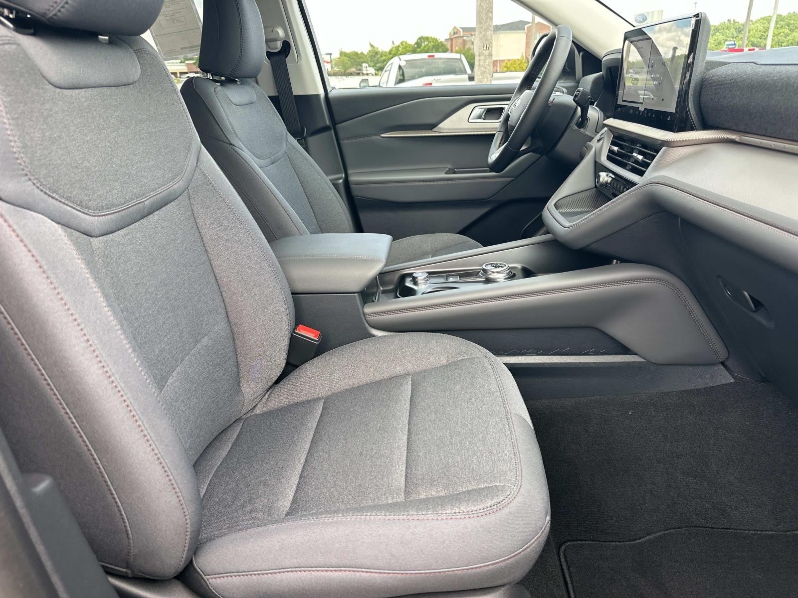 2026 Ford Explorer ACTIVE W/200A PKG RWD