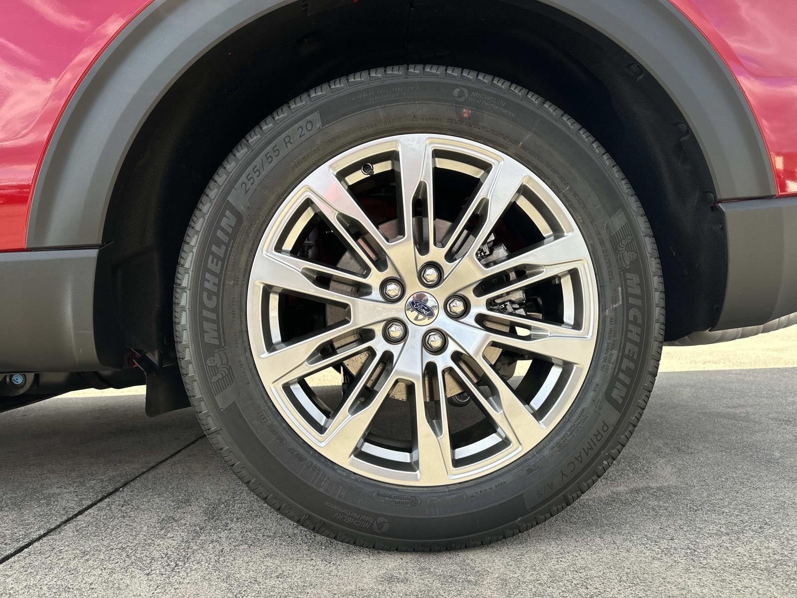 2026 Ford Explorer PLATINUM RWD