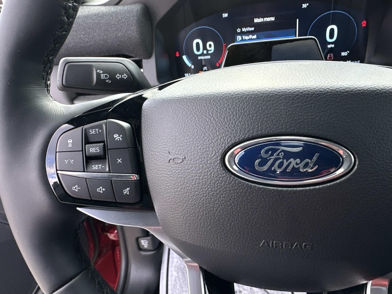 2026 Ford Explorer PLATINUM RWD