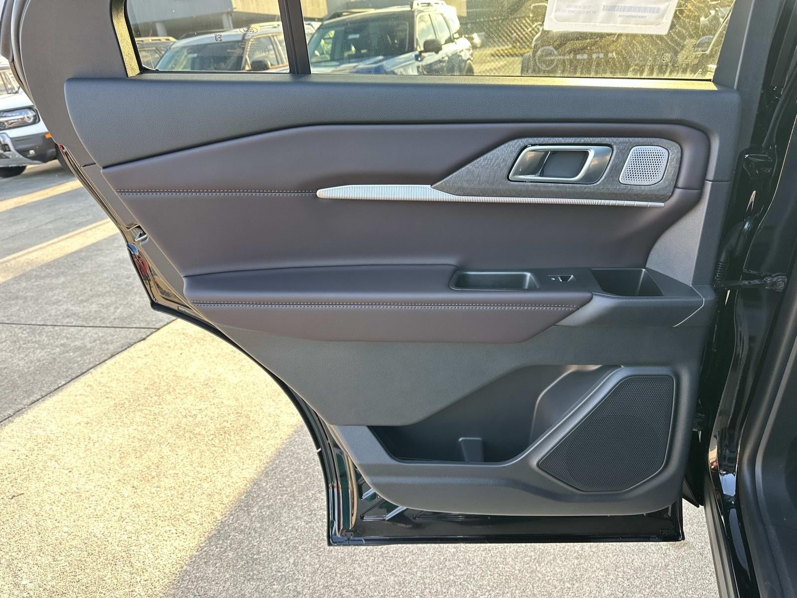 2026 Ford Explorer PLATINUM RWD