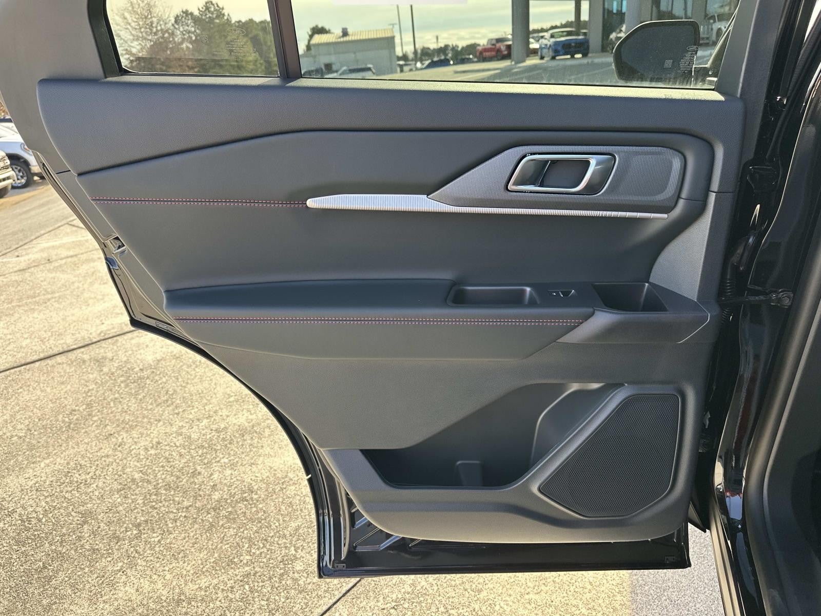 2026 Ford Explorer ST-LINE RWD