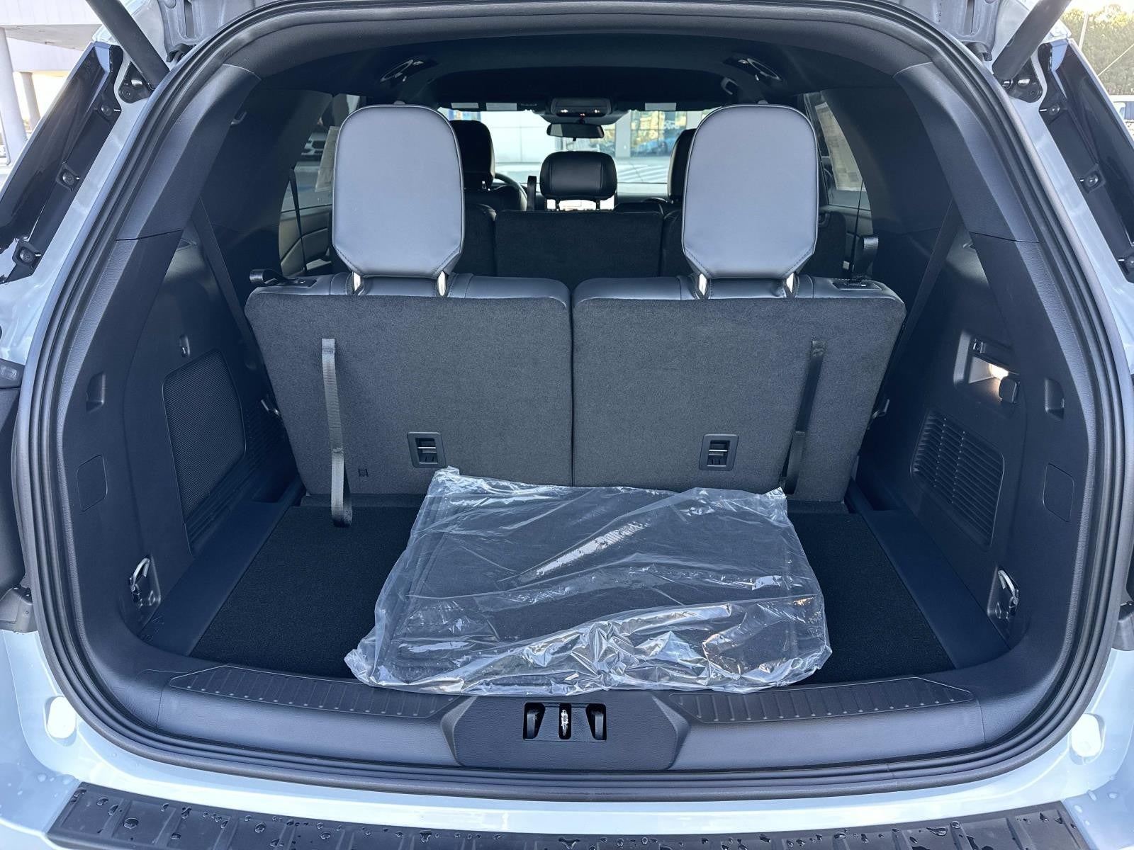 2026 Ford Explorer ST-LINE RWD