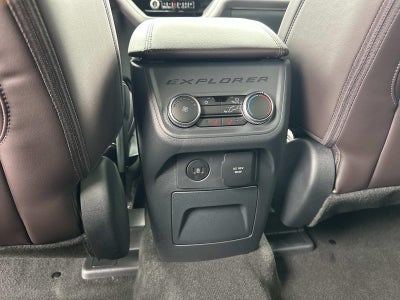 2026 Ford Explorer PLATINUM 4WD