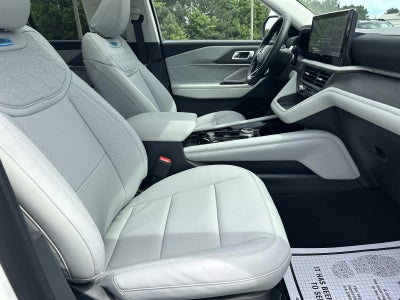 2026 Ford Explorer PLATINUM 4WD